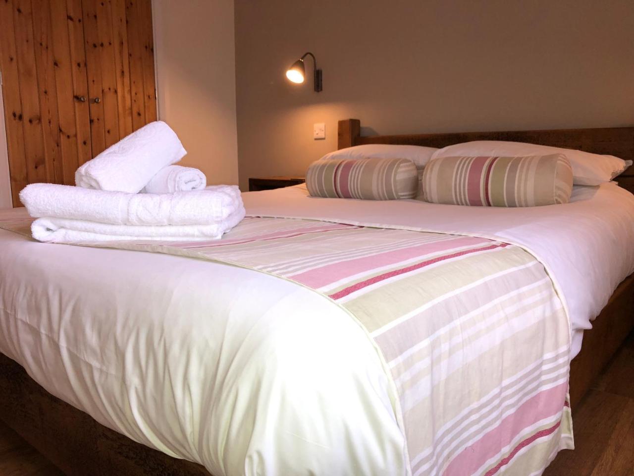 Fields End Lodges Doddington  Exteriör bild