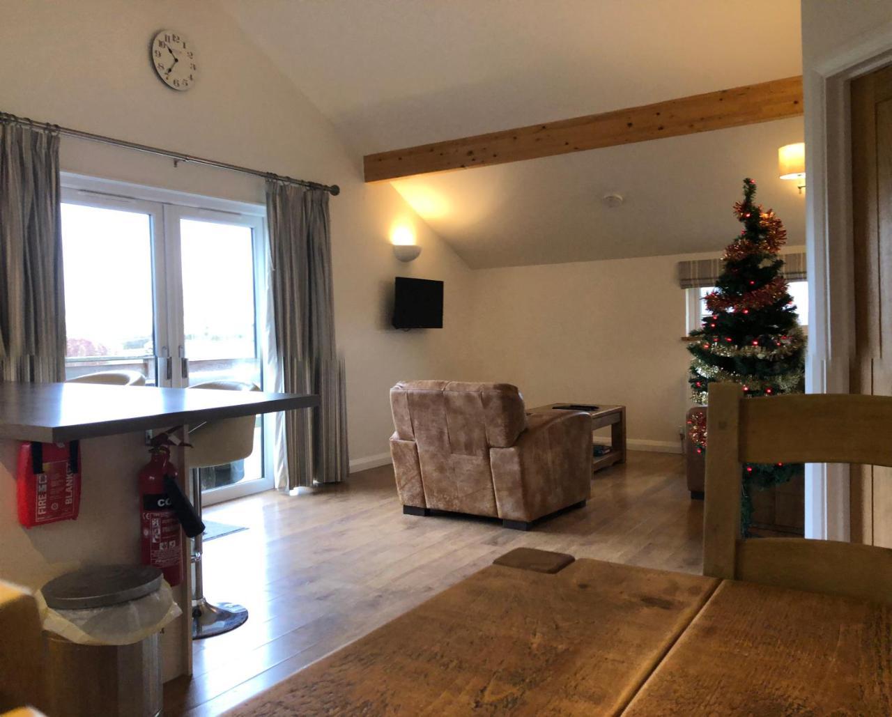 Fields End Lodges Doddington  Exteriör bild